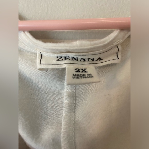 Tank with pocket - Picture 3 of 5